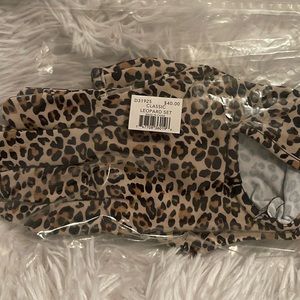 New - Brighton fashionista leopard mask and gloves new set